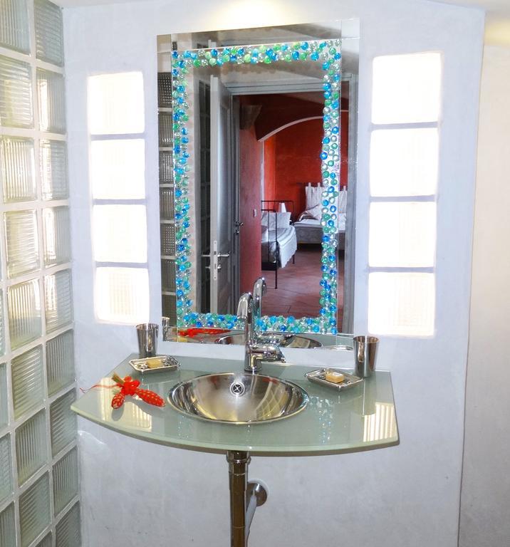 Le Mas De Pie Caud Bed & Breakfast Rognes Exterior foto